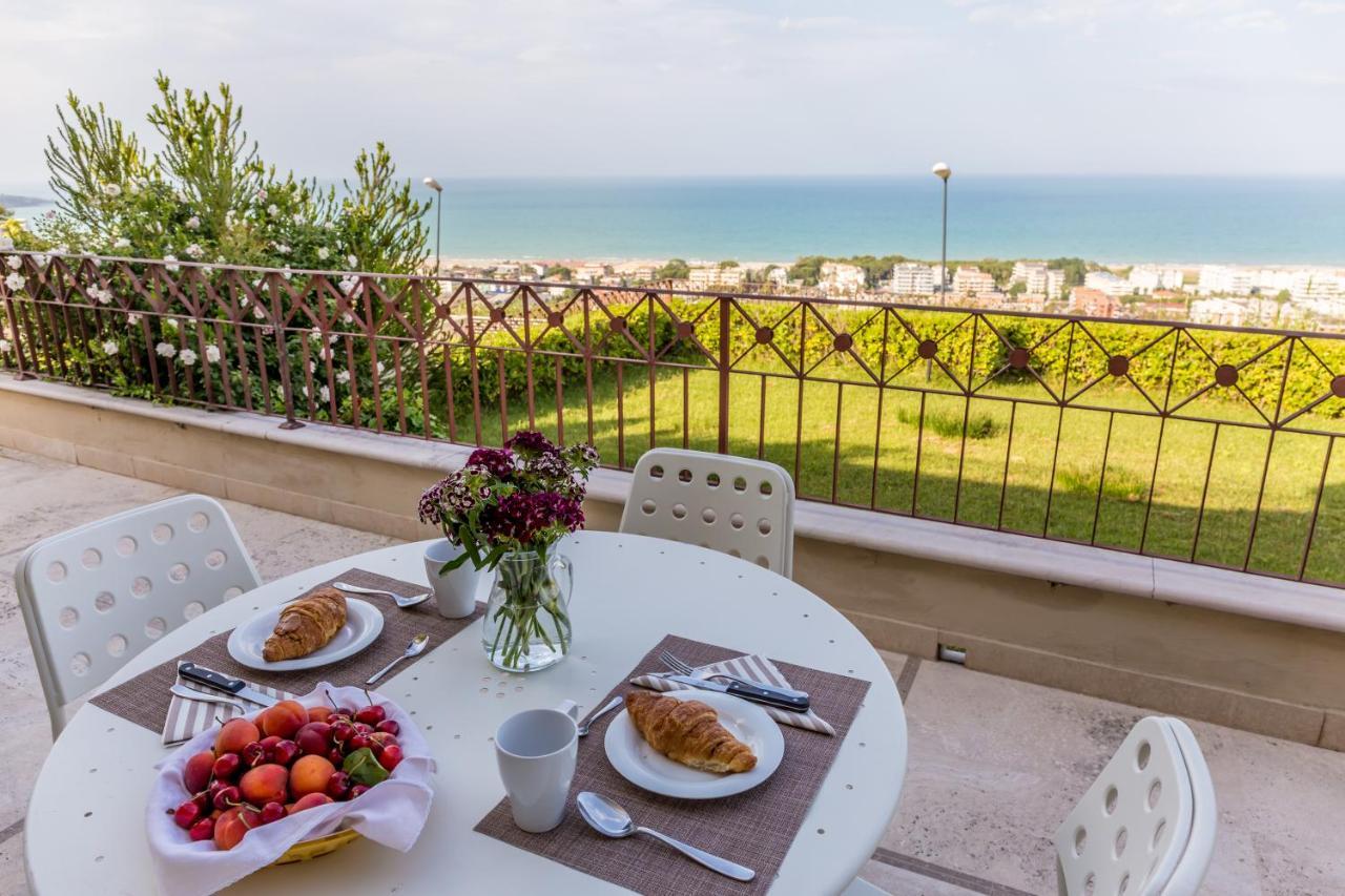 Вилла Residenza Borgo Degli Ulivi Васто Экстерьер фото